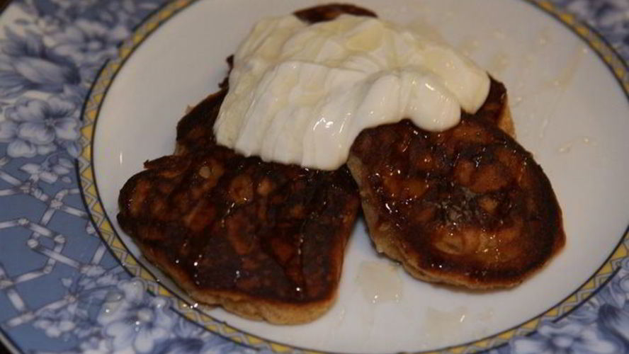 Рецепт медовые оладьи с имбирем, гвоздикой и корицей