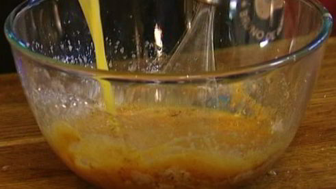 медовые оладьи с имбирем, гвоздикой и корицей