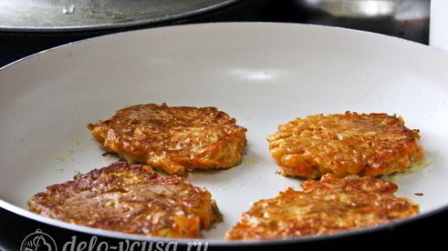 морковные оладьи