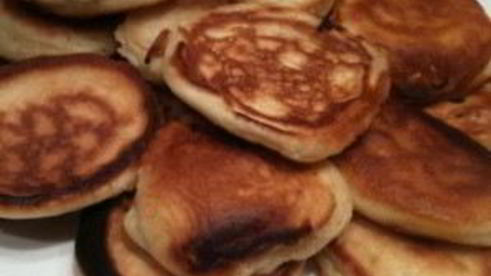 оладушки на кислом молоке