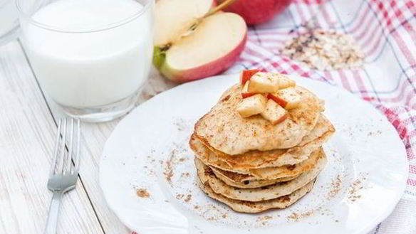 Рецепт Оладьи из овсяной каши с яблоками