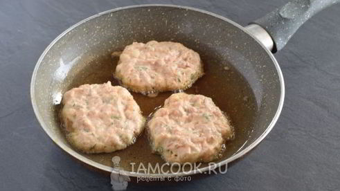 оладьи из рыбных консервов