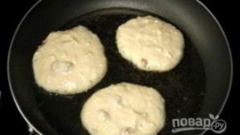 оладьи на кефире с творогом