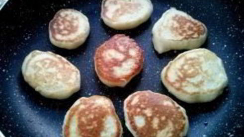 оладьи на молоке с дрожжами