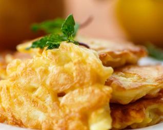 Оладьи с айвой