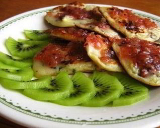 Оладьи с фруктовыми мордочками для детей