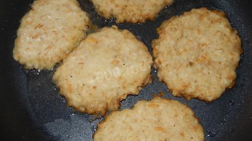 овсяные оладьи из каши