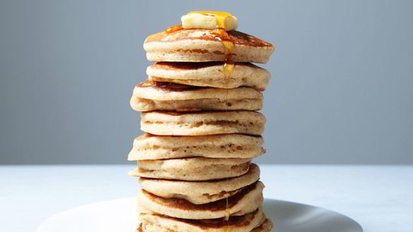 Рецепт Пышные оладьи без яиц и соды на простокваше