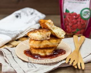 Пышные оладьи на теплом кефире