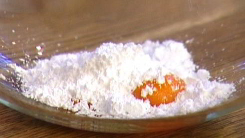 шоколадные оладушки со взбитыми сливками