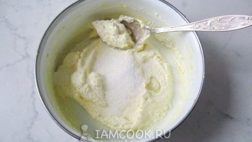 творожные оладьи на молоке