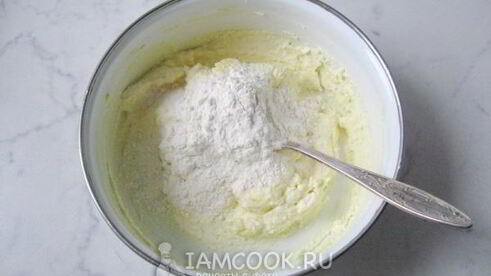 творожные оладьи на молоке