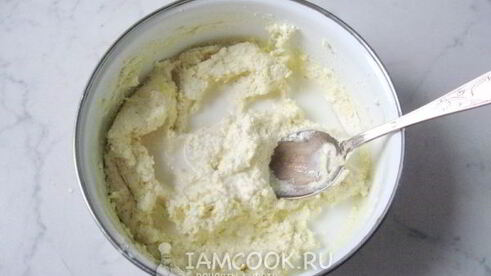 творожные оладьи на молоке