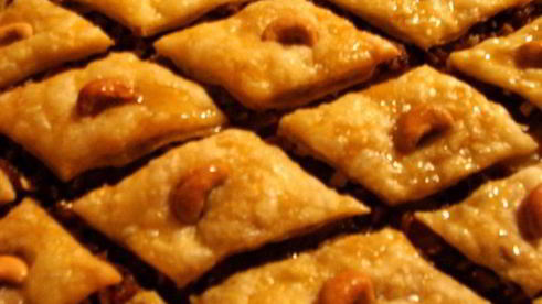 пахлава с финиками и курагой