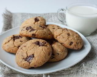 Арахисовое печенье с шоколадной крошкой