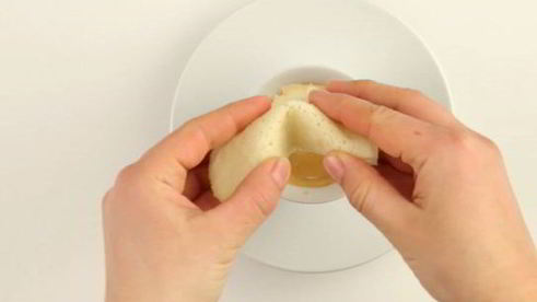 китайское печенье с предсказаниями