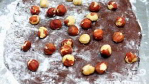 шоколадное печенье с фундуком