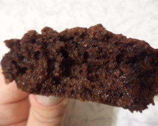 Шоколадное печенье в сахарном сиропе