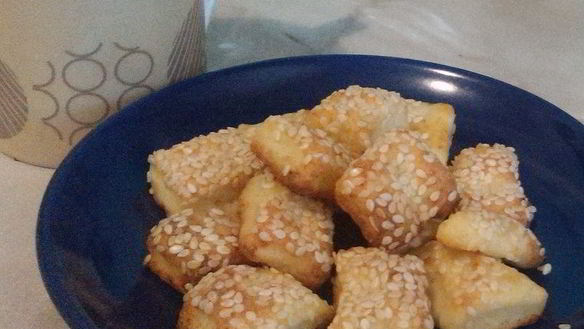 Рецепт Сырное печенье с кунжутом