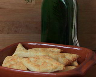 Сырные крекеры