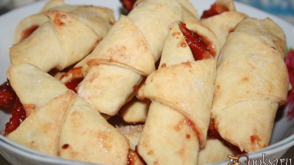 Рецепт Творожные рогалики с ягодным джемом
