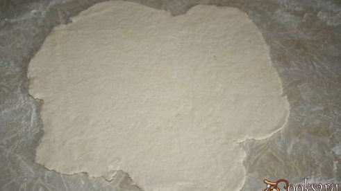 творожные рогалики с ягодным джемом