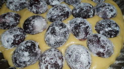 быстрый пирог со сливами