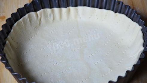 французский киш с лососем и сыром