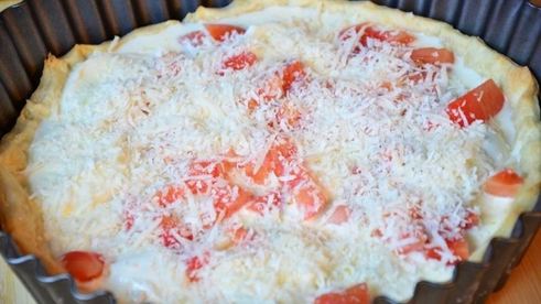 французский киш с лососем и сыром