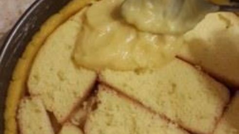 итальянский яблочный пирог с заварным кремом