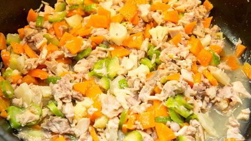 картофельный киш с овощами и мясом