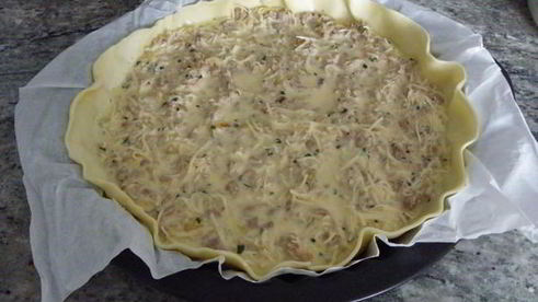 киш с тунцом