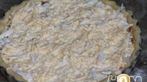 лотарингский пирог с курицей, пореем и беконом