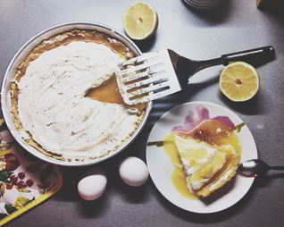 Пирог лимонный с меренгой