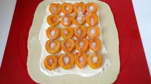 пирог с абрикосами на творожном тесте