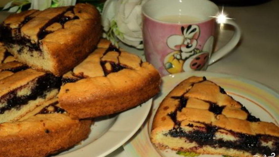 Рецепт пирог с черничным джемом