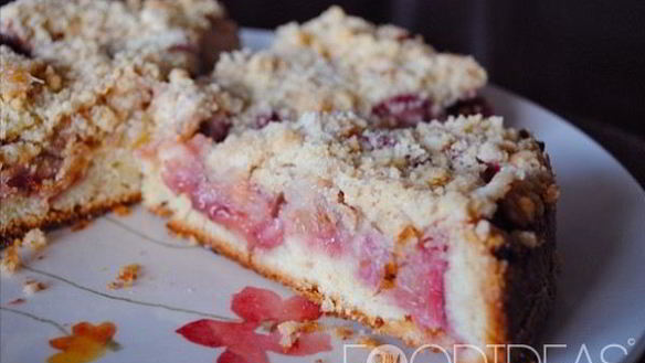 Рецепт Пирог с клубникой и ревенем