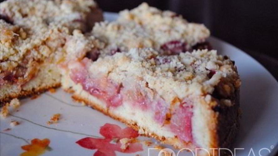 Рецепт пирог с клубникой и ревенем