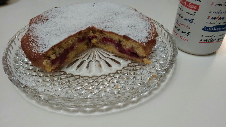 Рецепт пирог с лимонной цедрой и малиной