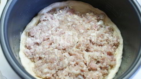 пирог с мясом в мультиварке