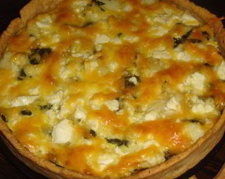 Пирог с рыбой и шпинатом