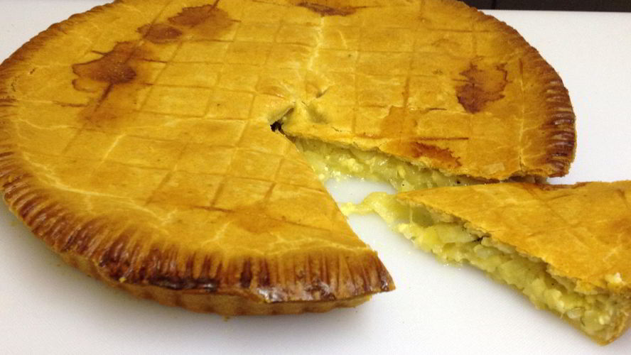 Рецепт сырно-луковый пирог