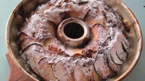 яблочный пирог