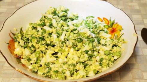 заливной пирог с яйцом и зеленым луком на кефире