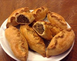 Быстрые пирожки на сухих дрожжах