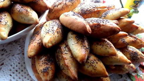 мини-пирожки с капустой, сельдереем, шпинатом и сыром