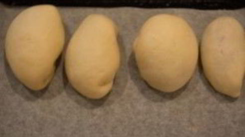 печеные пирожки из дрожжевого теста