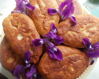 Пирожки Из детства с яйцом и зеленым луком