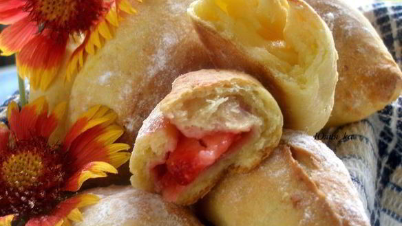 Рецепт Пирожки из творожного теста с двумя видами начинок