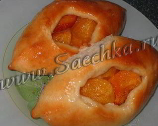 Пирожки с абрикосами